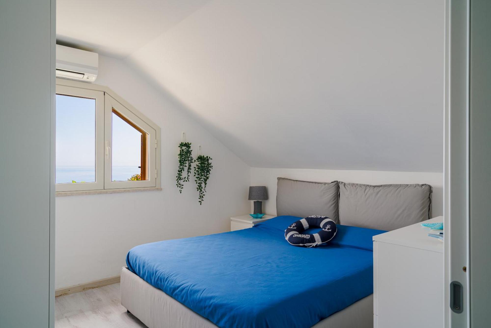 La Goccia Sul Mare Apartment Летояни Екстериор снимка