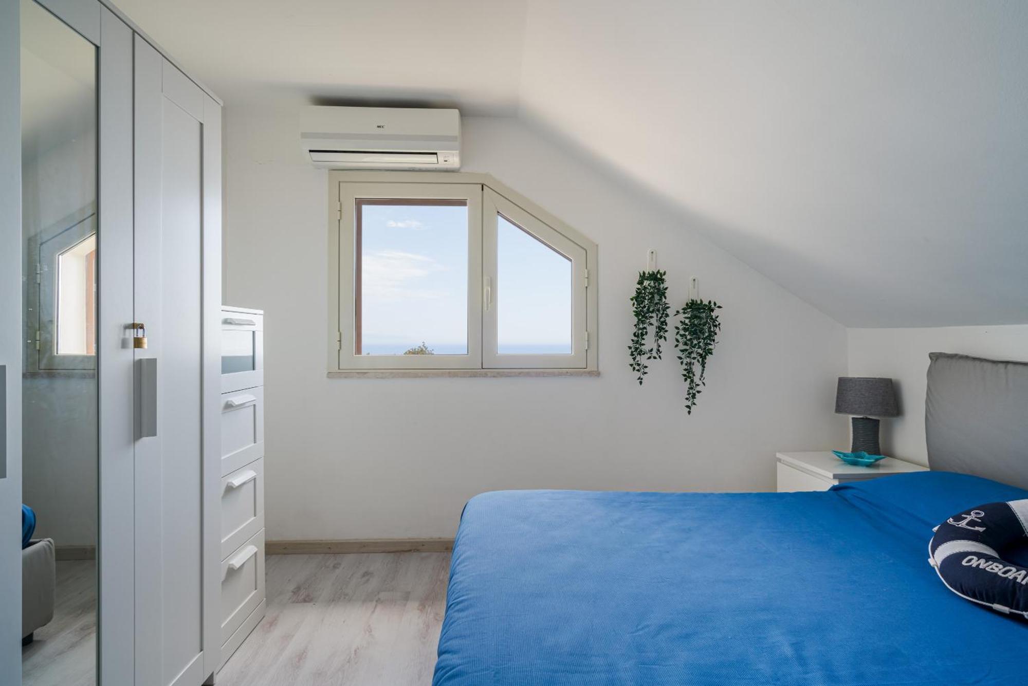 La Goccia Sul Mare Apartment Летояни Екстериор снимка
